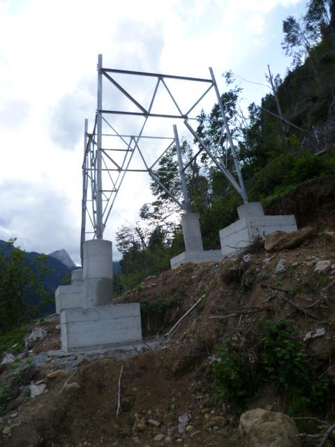 intervento di ricostruzione per danni da maltempo su elettrodotto a 132 kv a semplice terna 23523A1 Malga Ciapela - Saviner